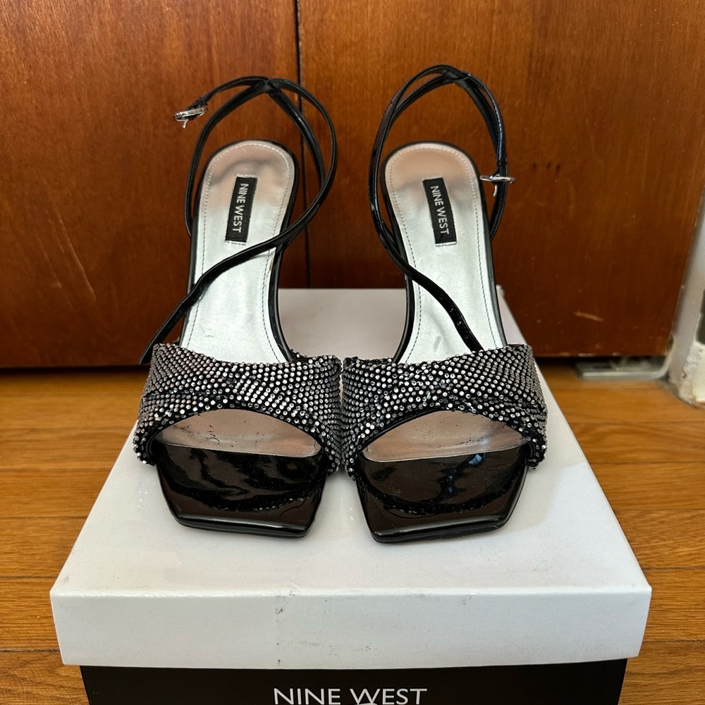 Nine West Black and Silver Strappy Heels